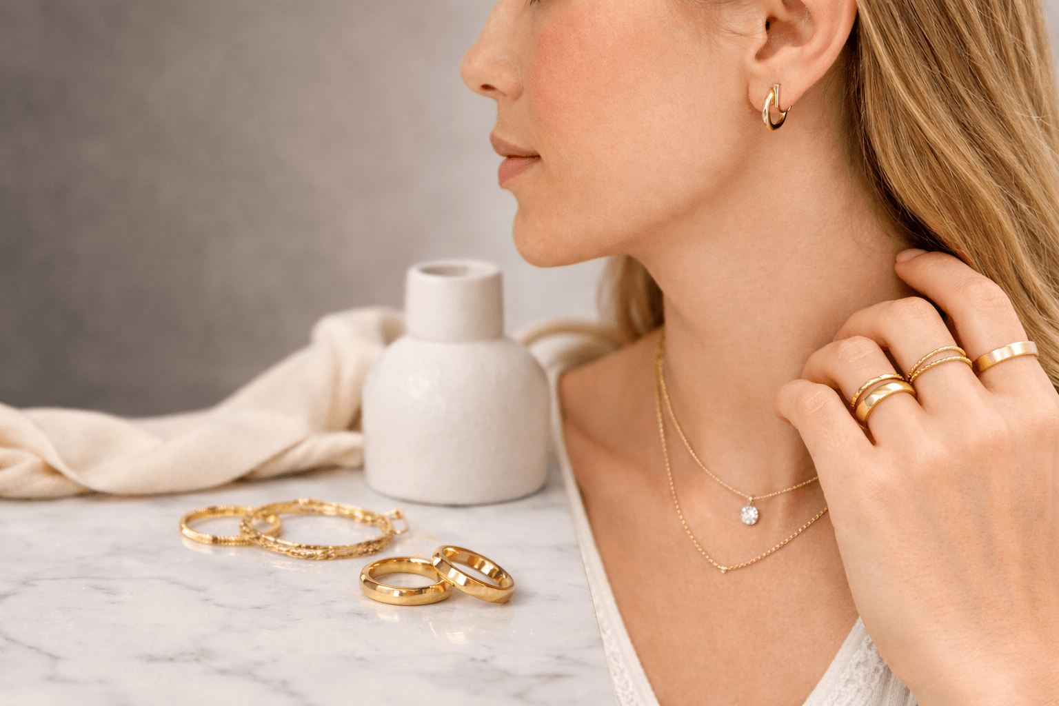 How to choose durable, affordable pieces you can wear daily and style them effortlessly.