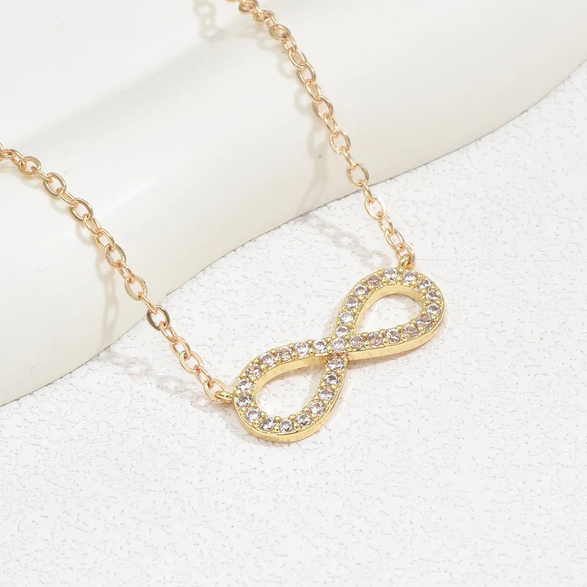 Infinity Necklace - Klowe