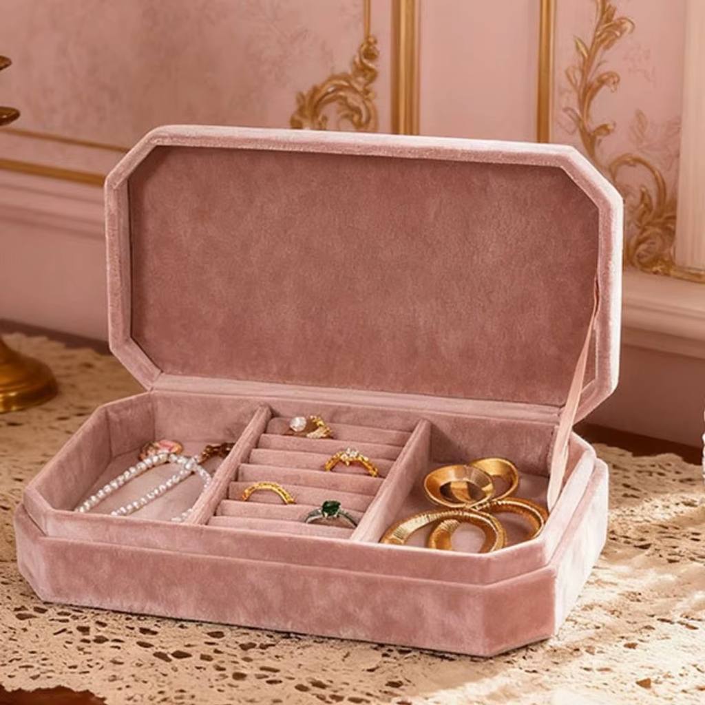 Signature Jewelry Box - Klowe